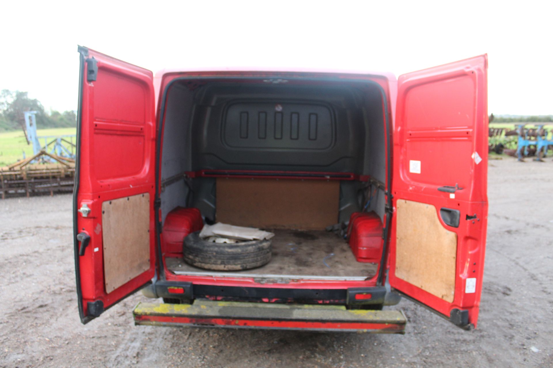 **UPDATED DESCRIPTION** LDV 2.8/95 Maxus crew cab panel van. Registration BD57 BHY. Date of first - Image 39 of 52