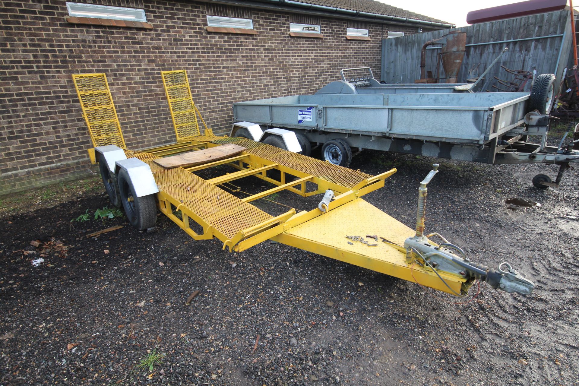 14ft x 6ft twin axle car transporter trailer. With ramps.