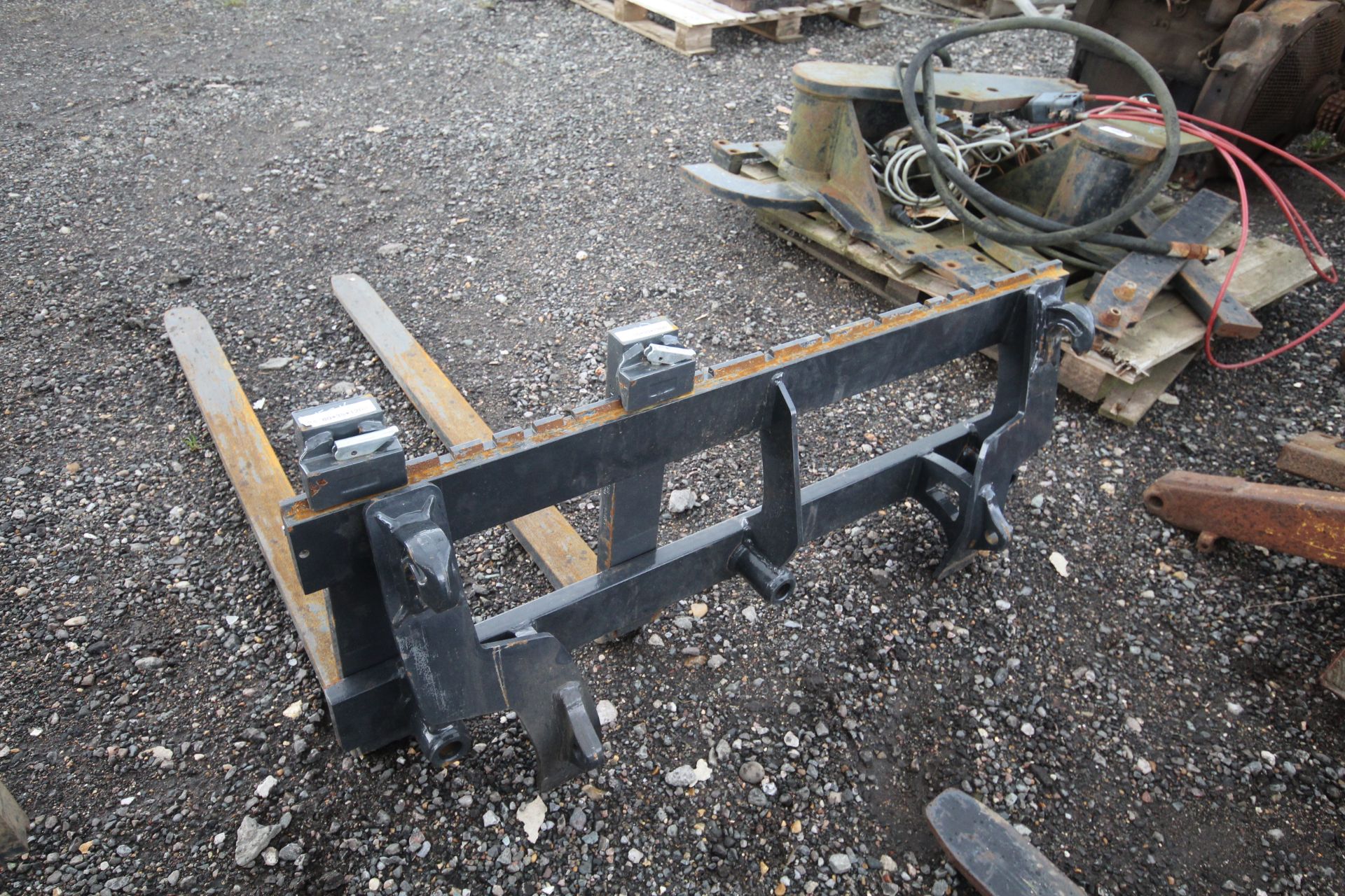 MX Pallet tines. 2022. Euro 8 brackets. Owned from new. For sale due to retirement. V - Image 3 of 9