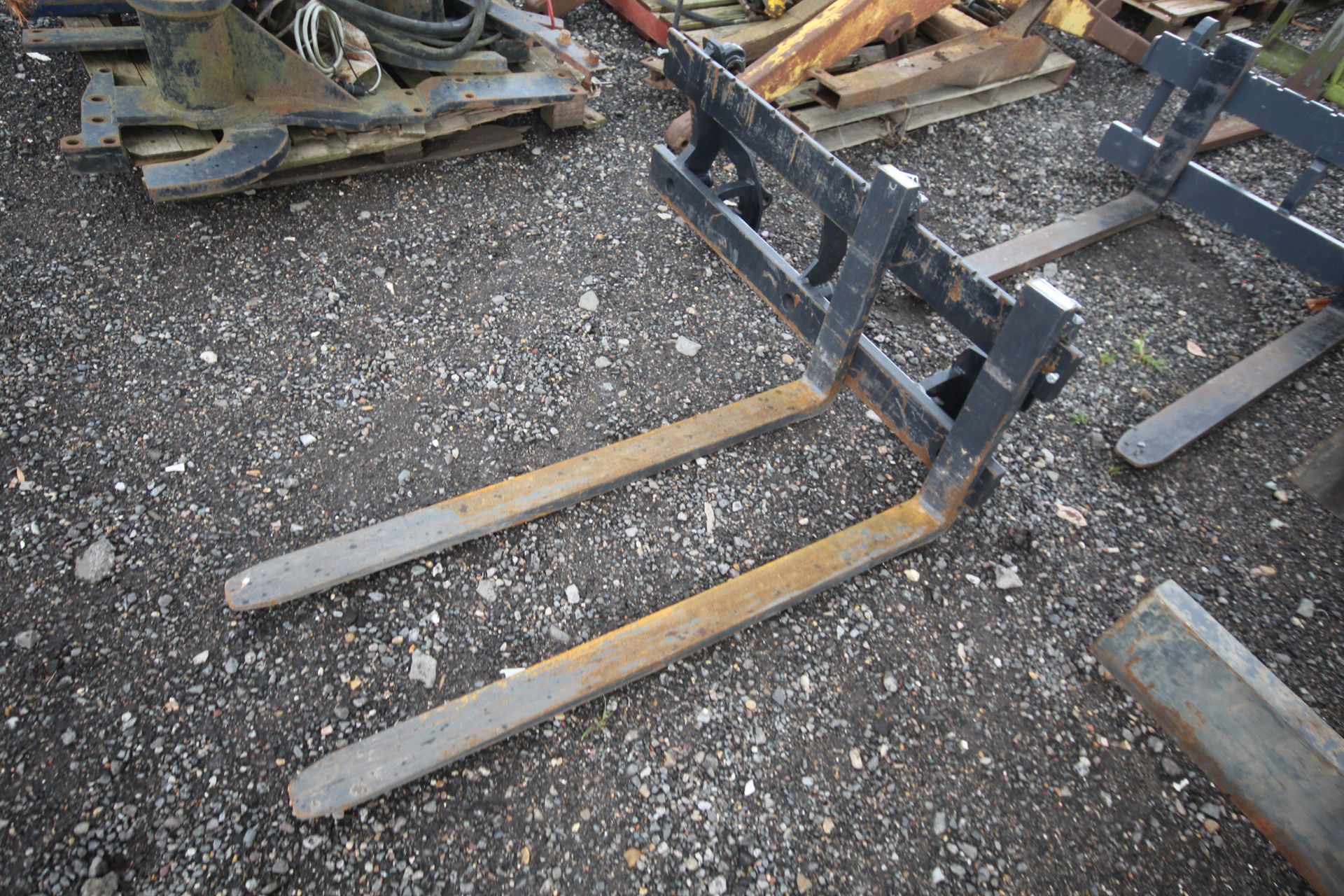 MX Pallet tines. 2022. Euro 8 brackets. Owned from new. For sale due to retirement. V - Image 2 of 9