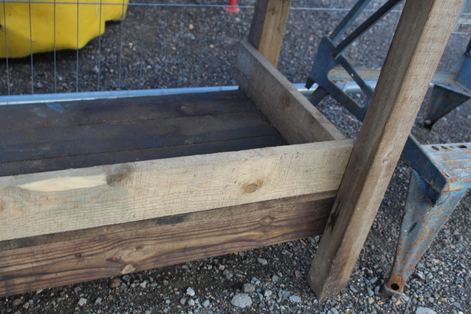 Wooden carpenter's bench. - Image 4 of 6