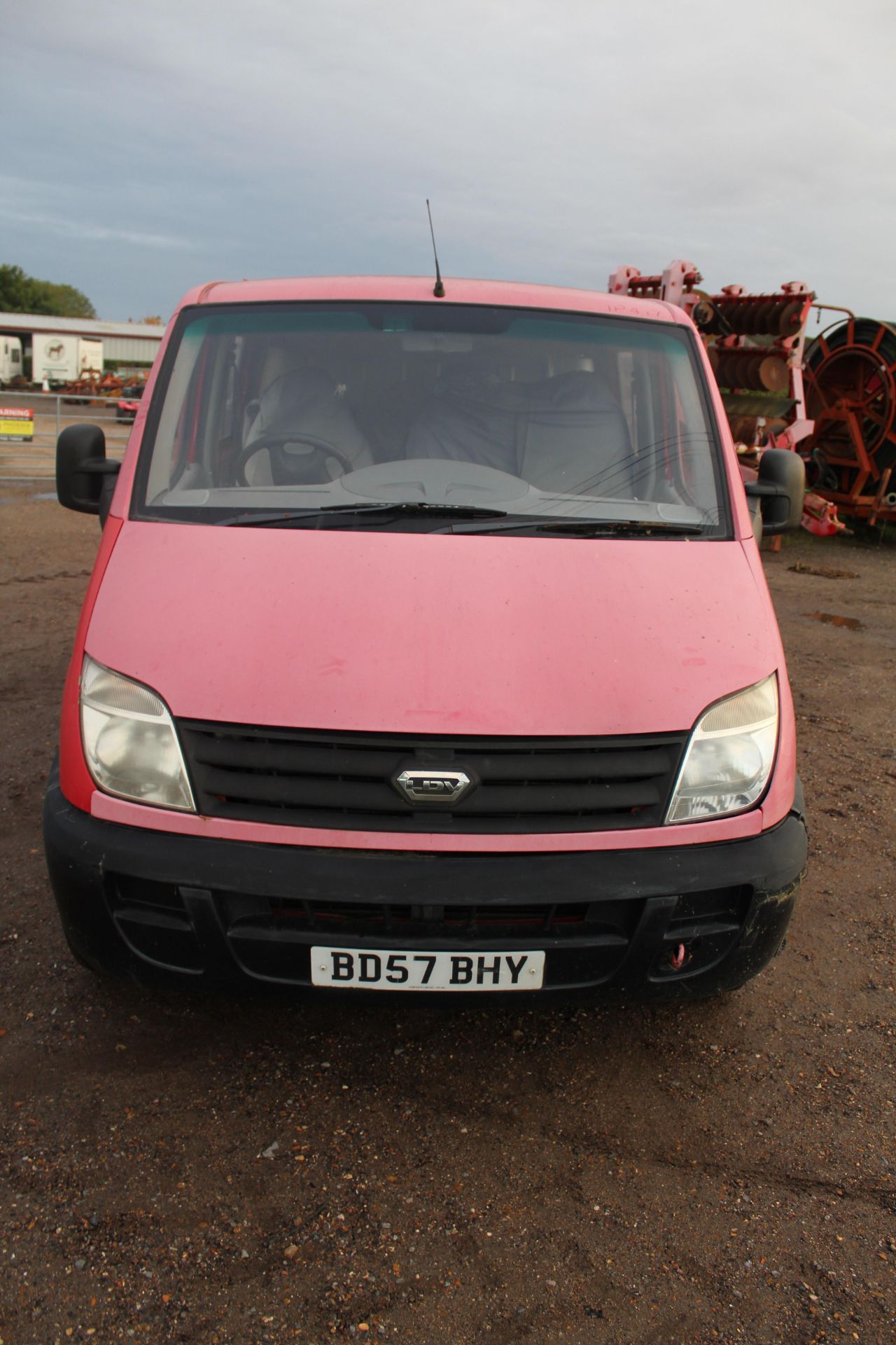 **UPDATED DESCRIPTION** LDV 2.8/95 Maxus crew cab panel van. Registration BD57 BHY. Date of first - Image 8 of 52