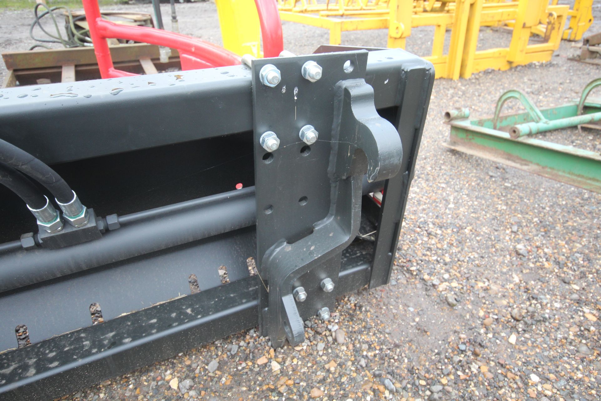 MX Manubal C40 bale squeeze. 2022. Euro 8 brackets. Owned from new. For sale due to retirement. V - Image 7 of 15