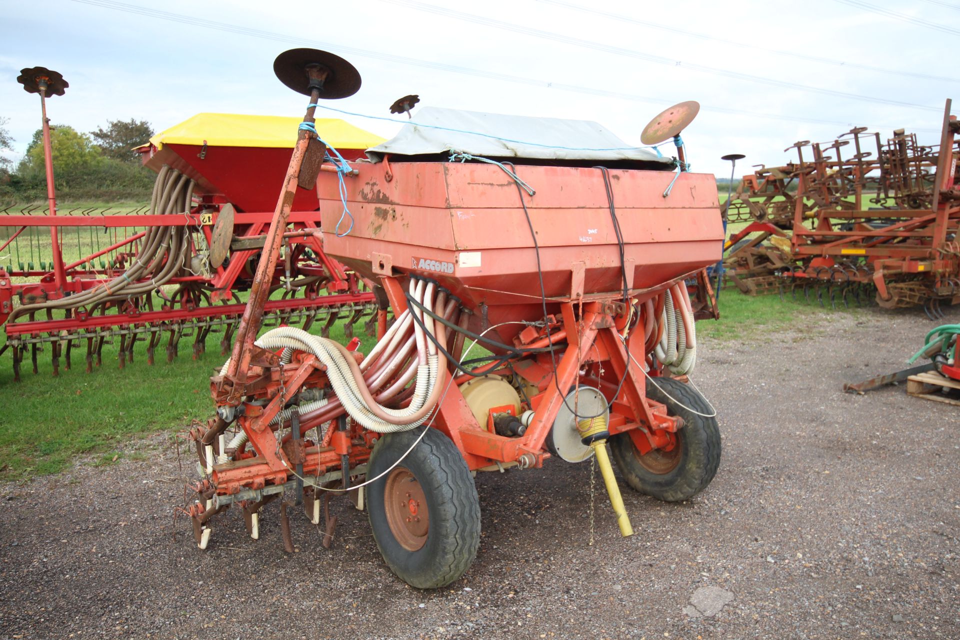 Accord Pneumatic DL 4M mounted Suffolk coulter drill. - Image 2 of 28