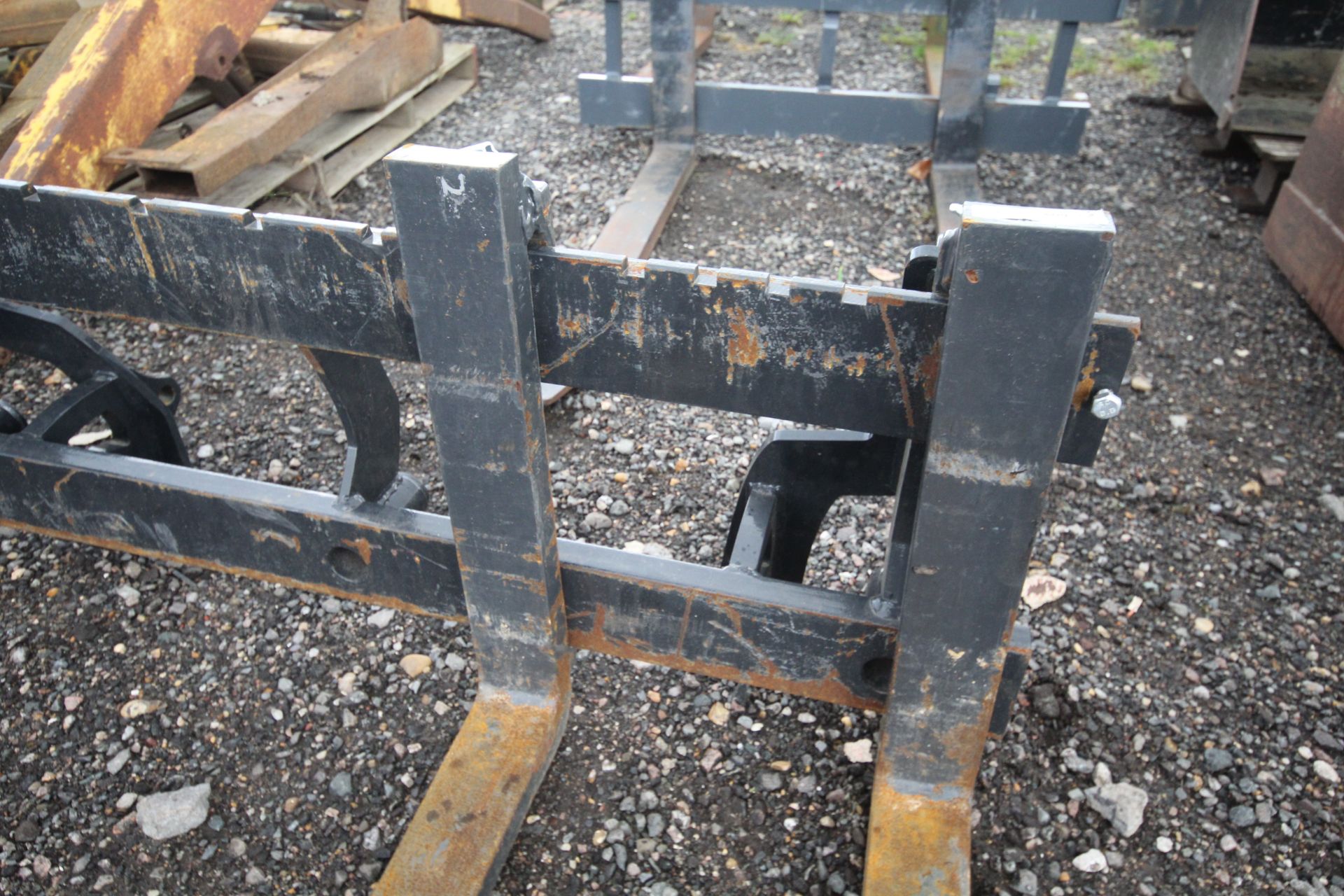 MX Pallet tines. 2022. Euro 8 brackets. Owned from new. For sale due to retirement. V - Image 8 of 9