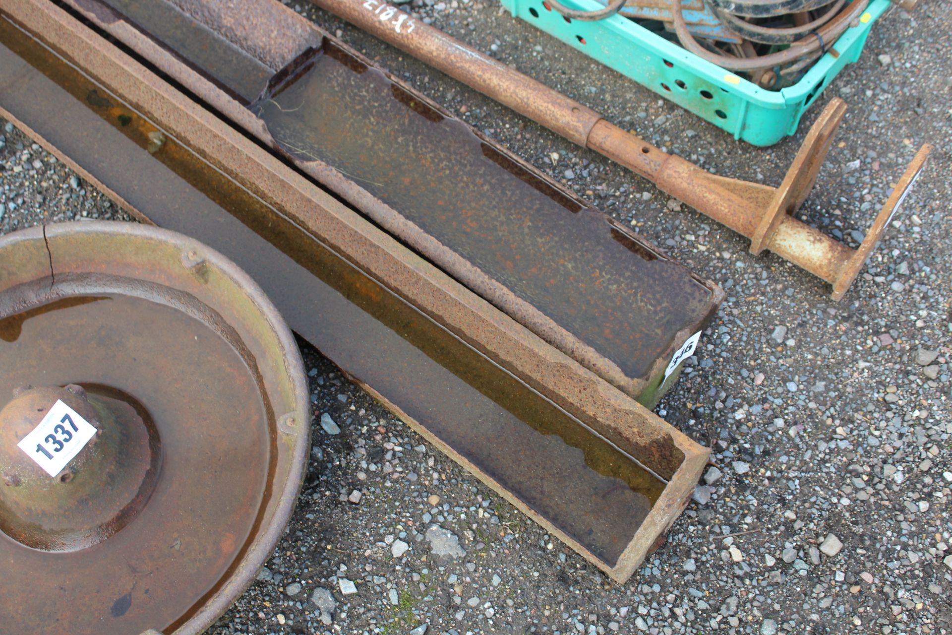 2x long cast iron troughs. - Image 2 of 5