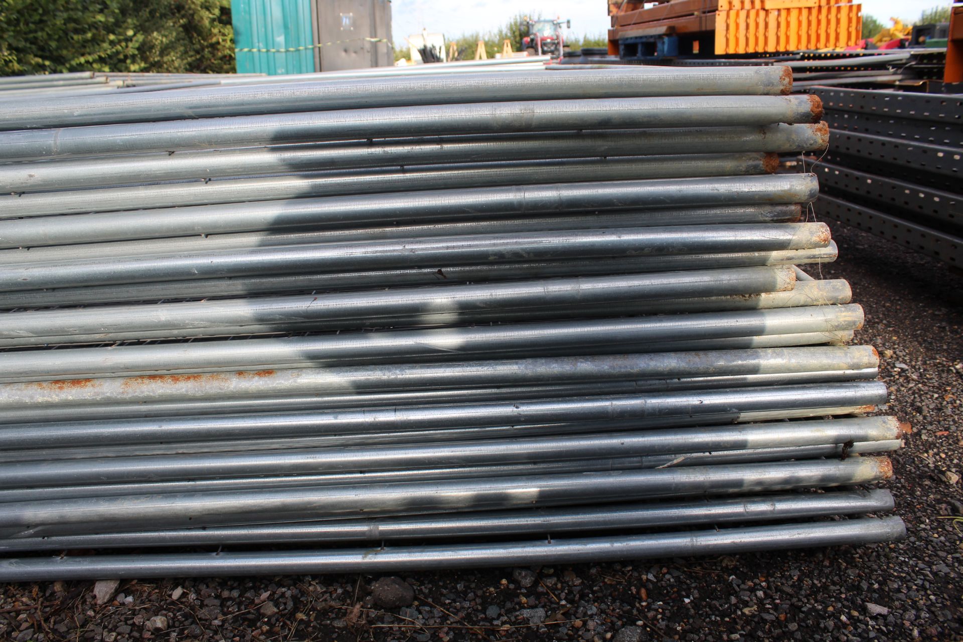 Large quantity of Heras fence panels. V - Image 3 of 4