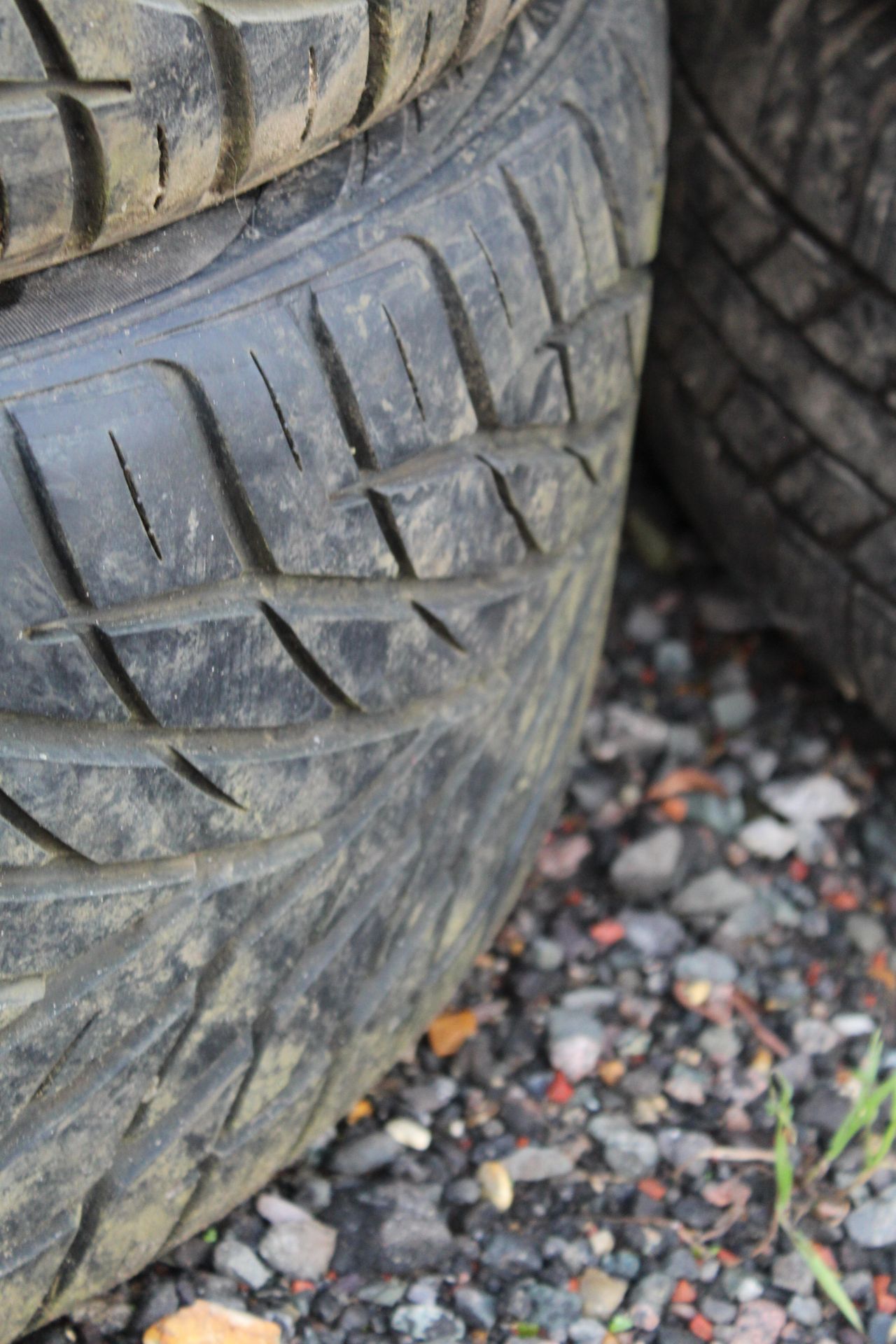 4x Range Rover alloy wheels and tyres. V - Image 5 of 7