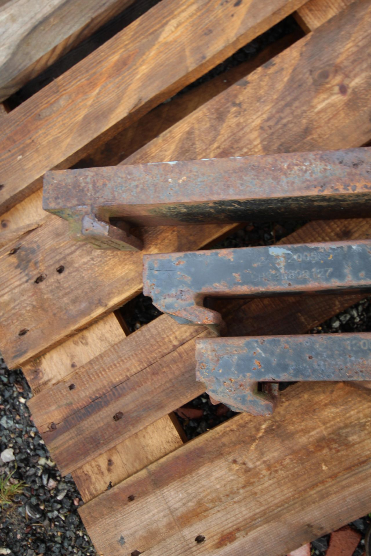 3x pallet tines. - Image 2 of 7