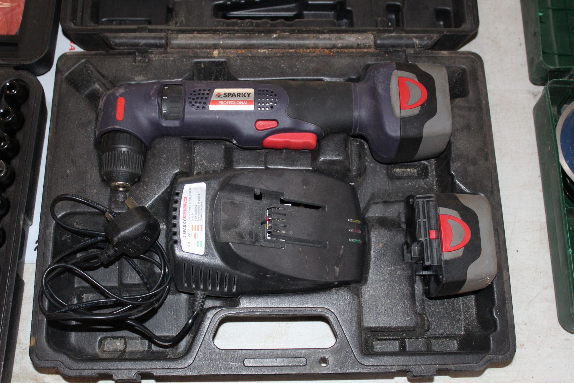 Cordless electric drill. - Image 2 of 2