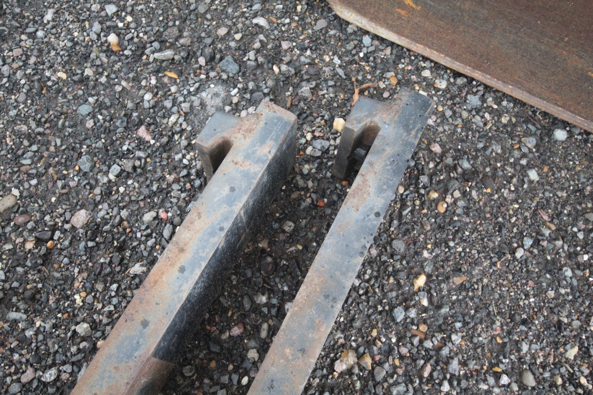 Pair of pallet tines. V - Image 2 of 7
