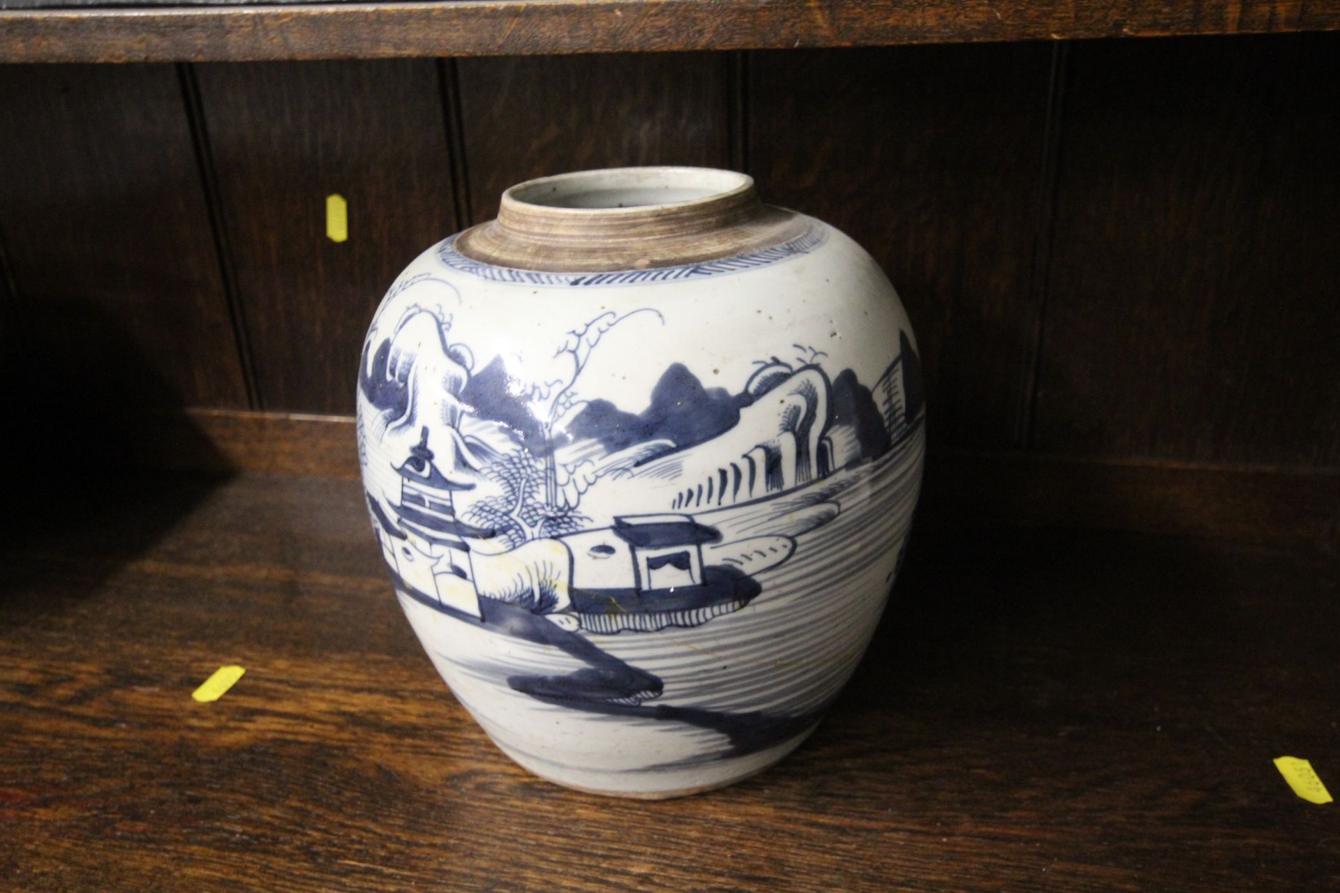 An antique Chinese blue and white ginger jar decor - Image 2 of 4