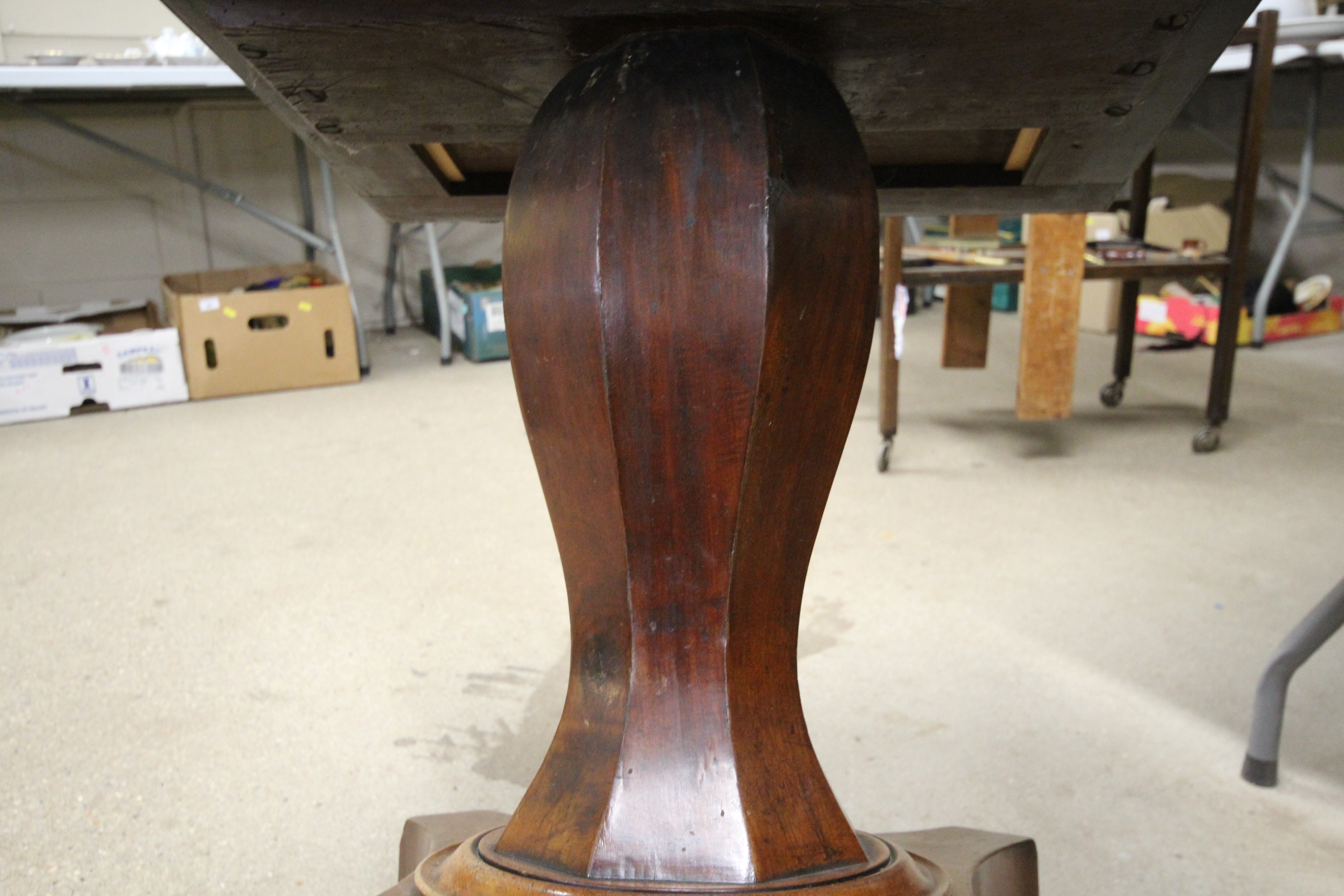 A 19th Century mahogany and inlaid games table - Bild 7 aus 9