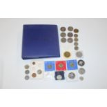 A box of various coinage to include £5 coins, 50p'