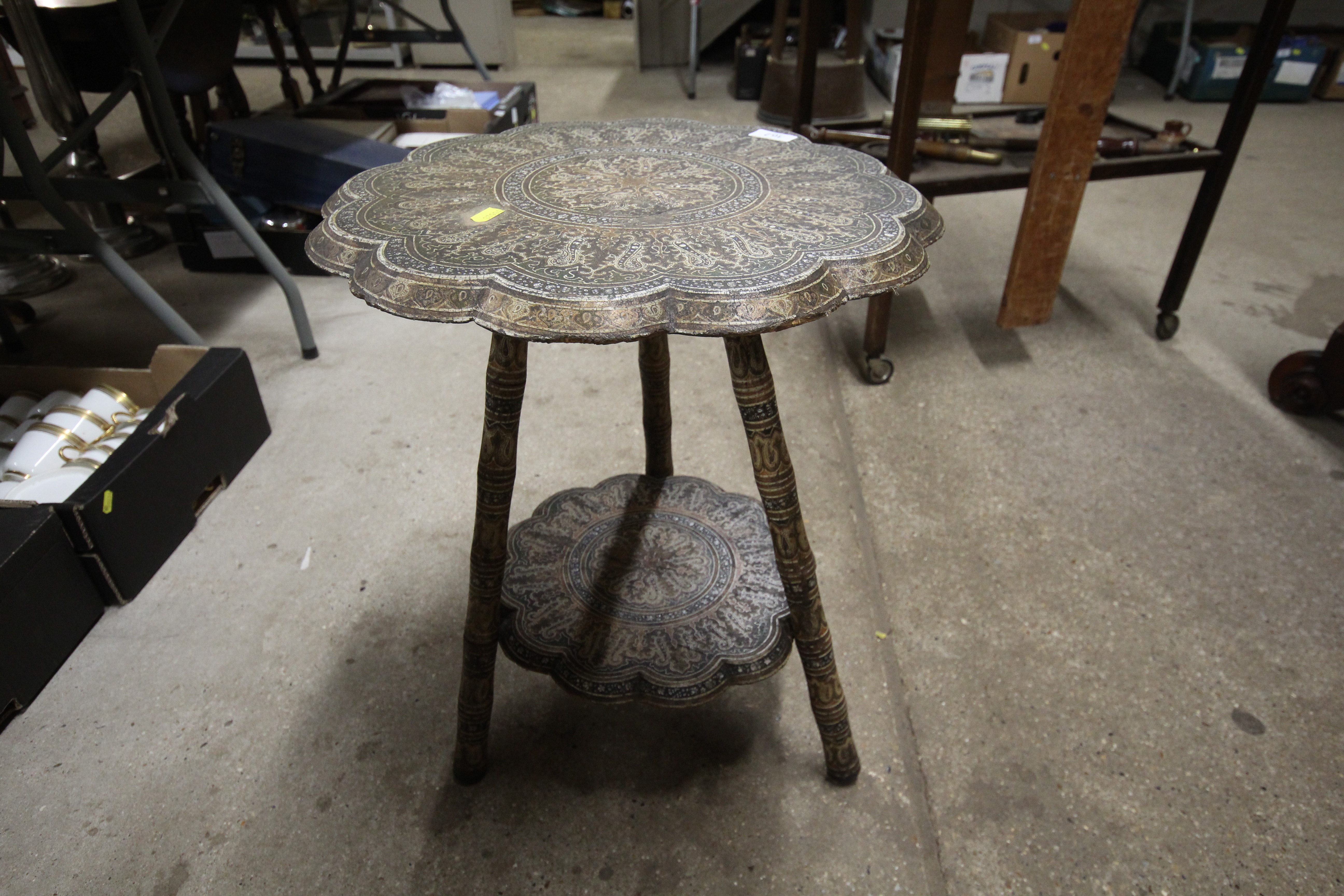 A Kashmiri two tier occasional table - Bild 3 aus 6