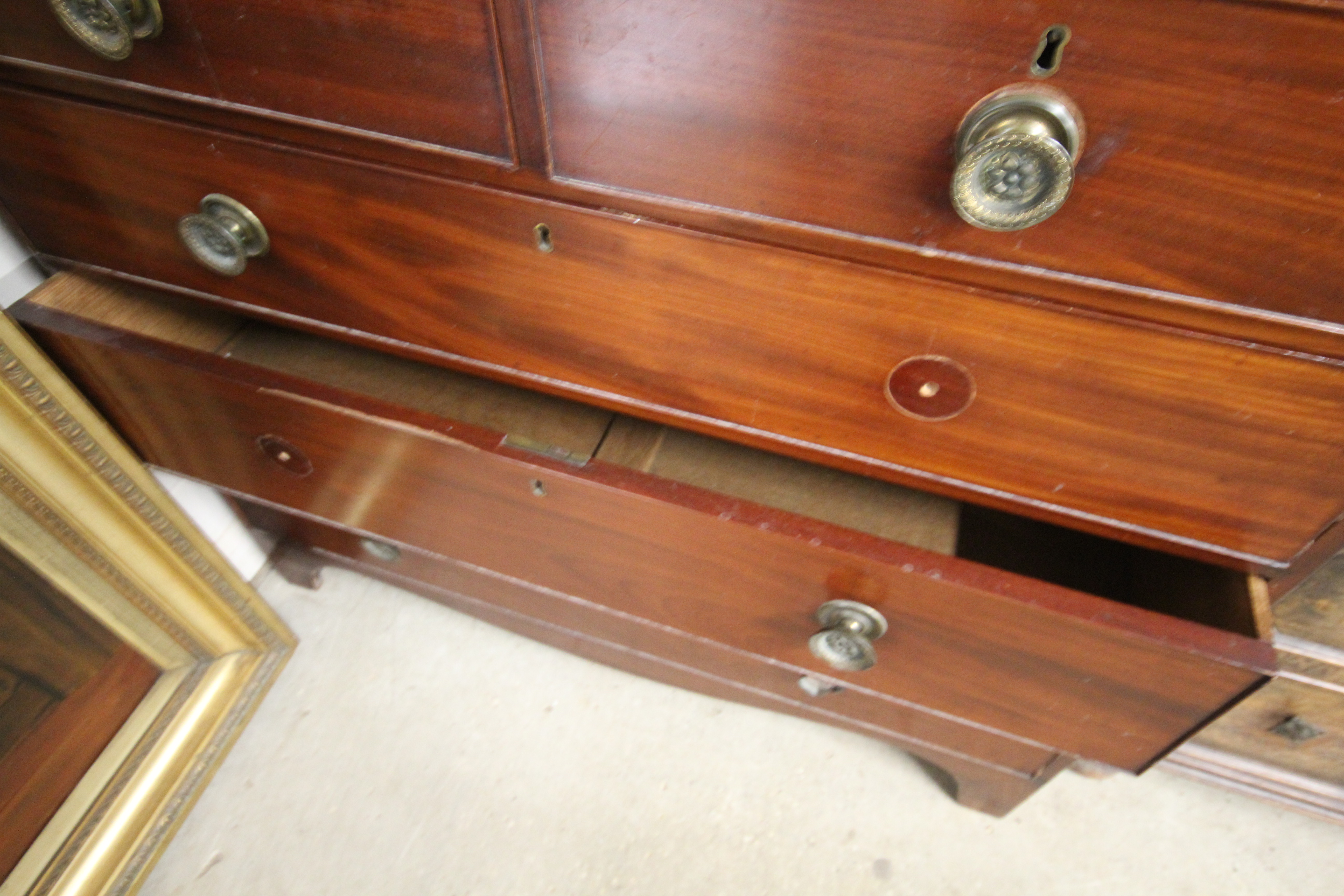 A 19th Century mahogany chest of two short and thr - Bild 2 aus 3