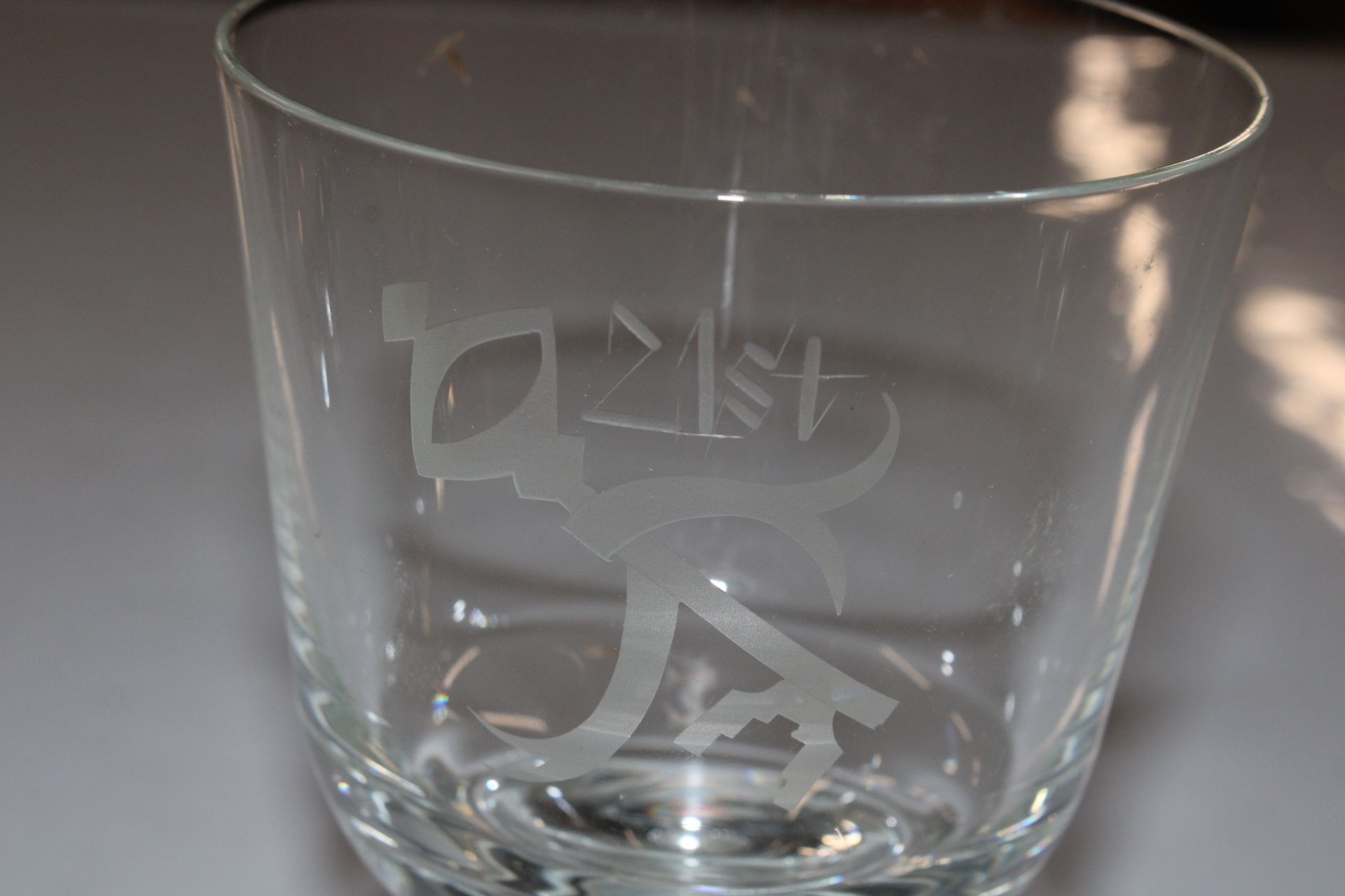 Five Caithness engraved glasses - Image 3 of 10