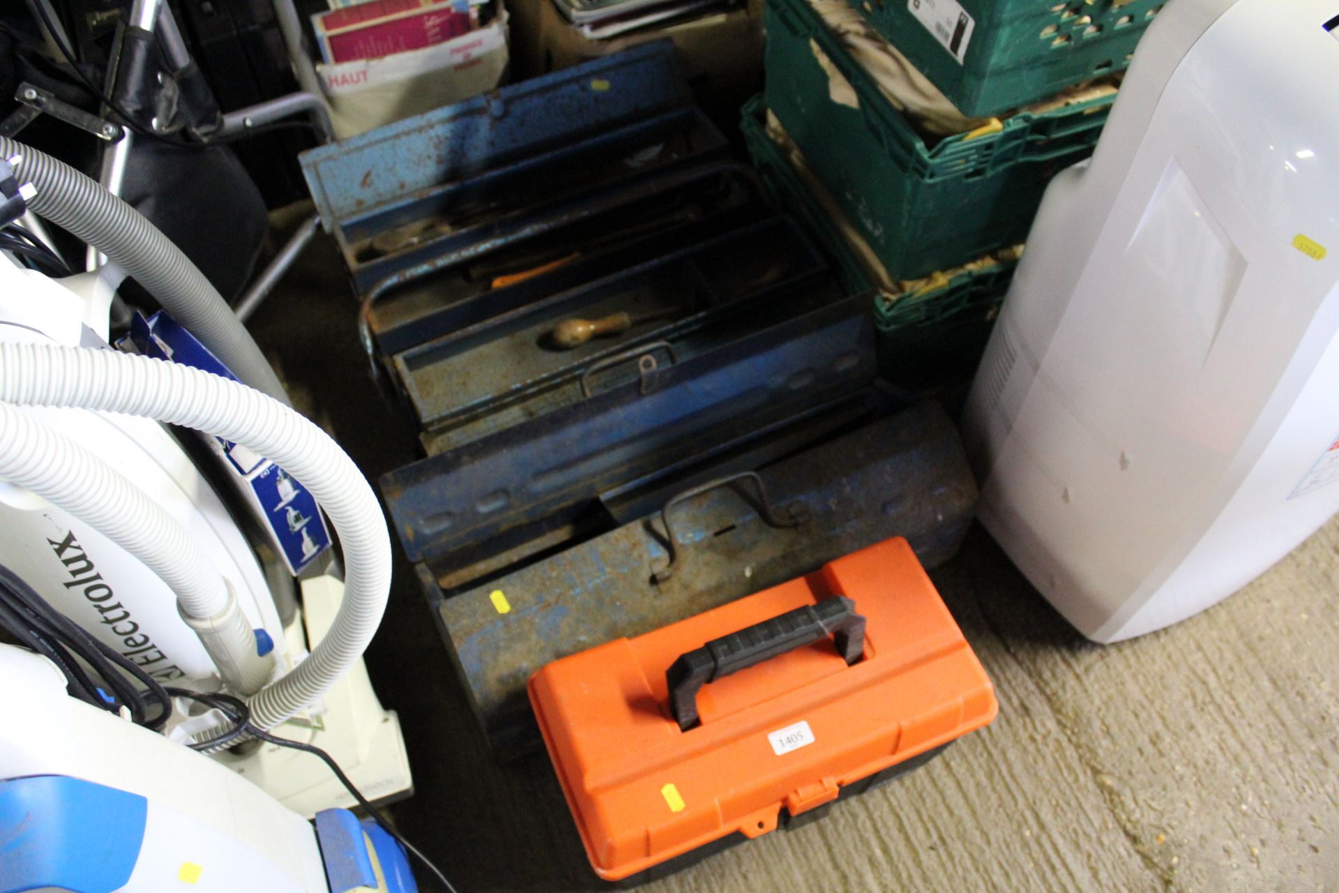 A metal cantilever tool box and contents of hand t