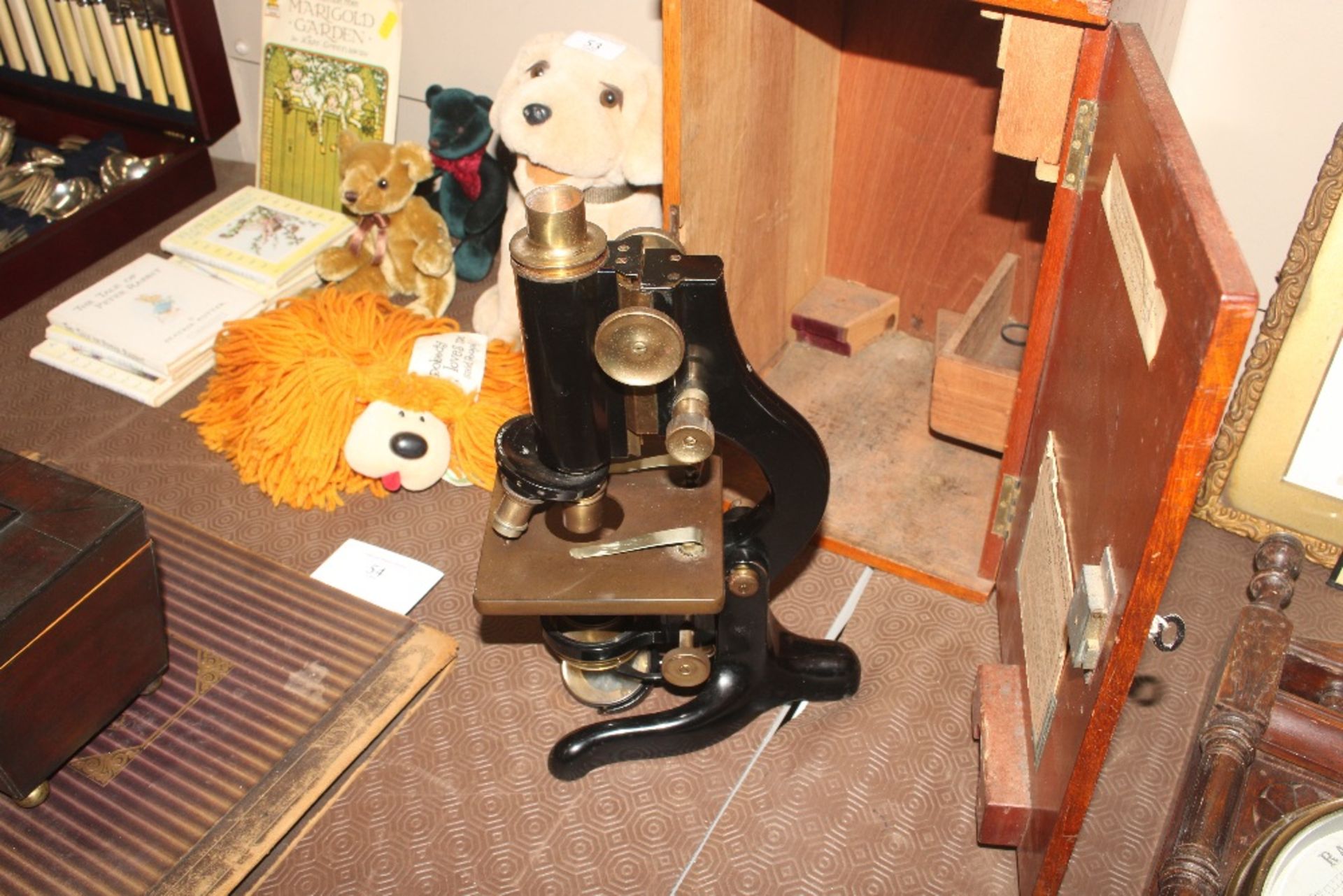 A cased microscope by Watson - Image 4 of 11