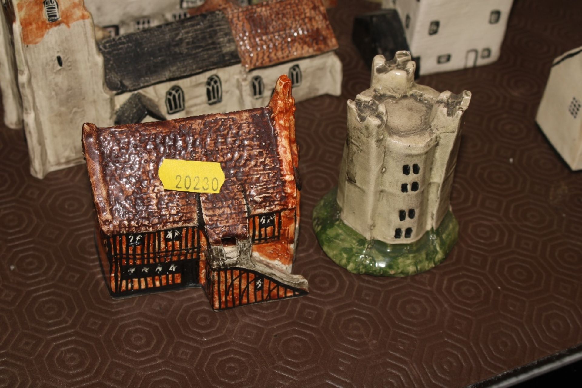 A small collection of model pottery cottages includ - Image 8 of 11