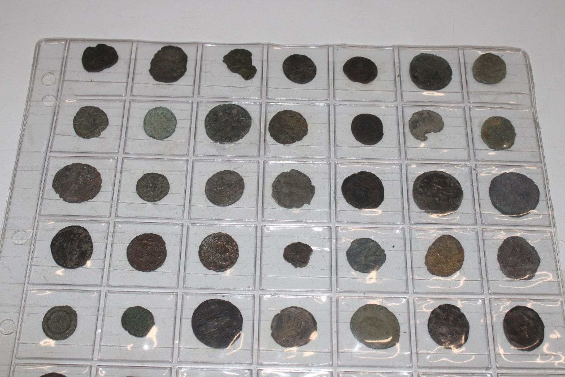 A collection of approx. 63 Roman coins - vendor st - Image 3 of 3