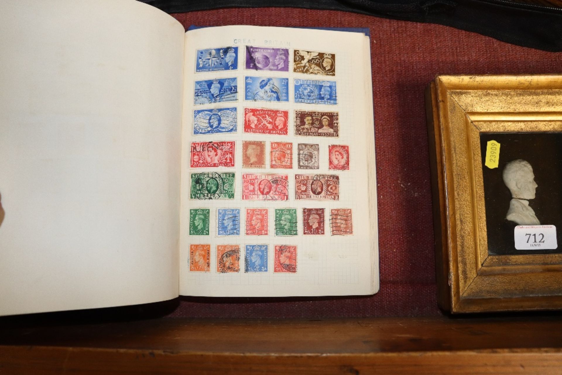 A stamp album and contents - Image 5 of 7