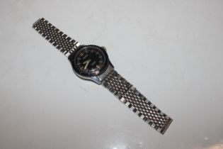 An Ingersoll shockproof / waterproof stainless steel cased wrist watch