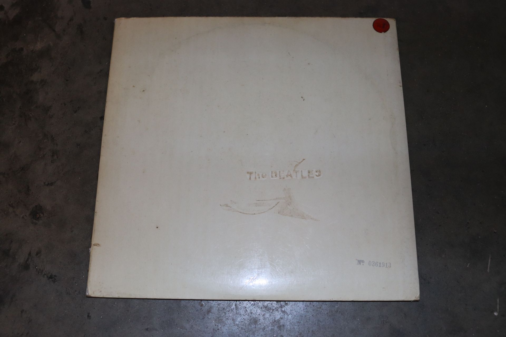 A box of records including the Beatles - Image 2 of 4