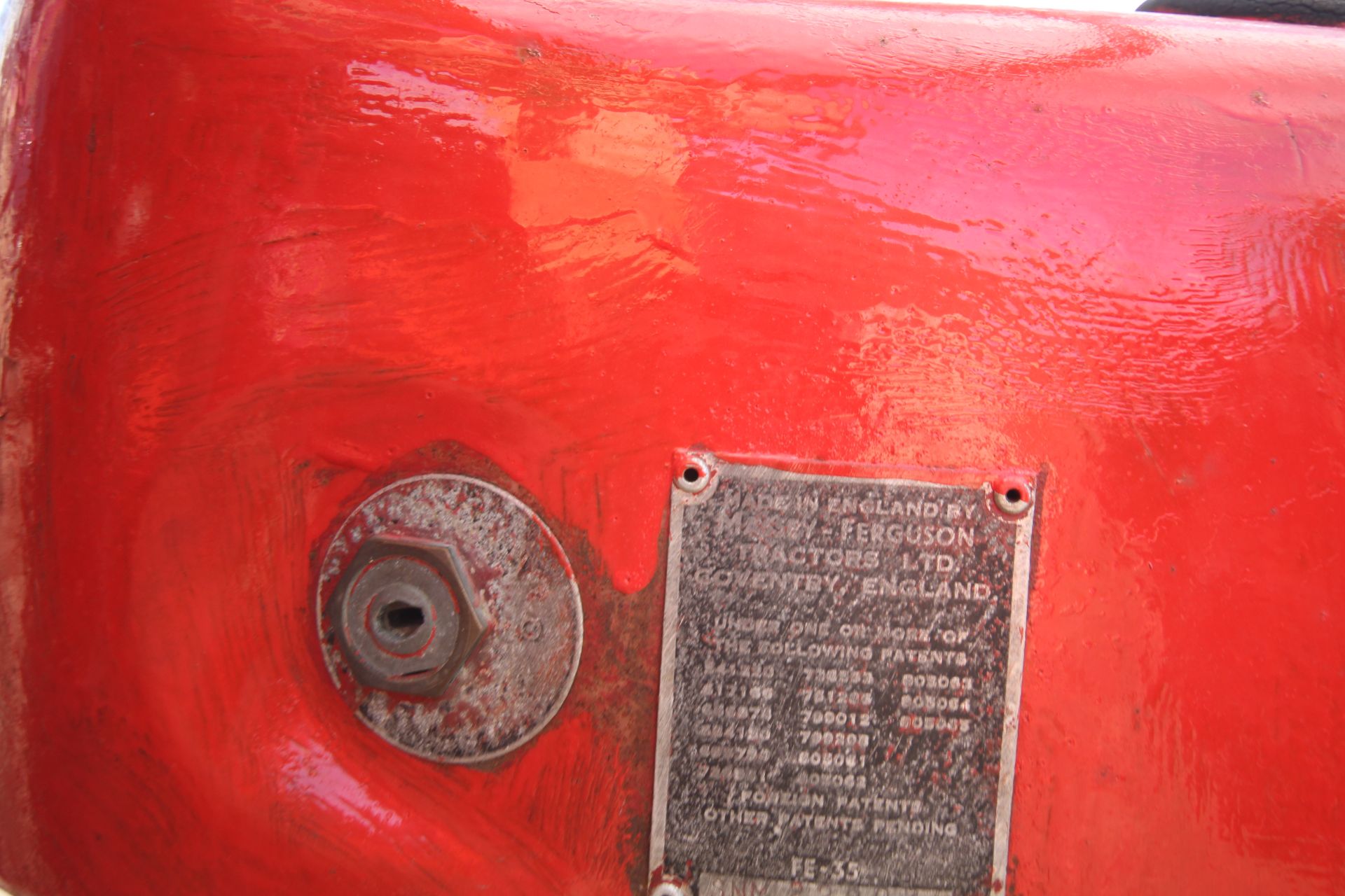Massey Ferguson MF35 3-cylinder diesel 2WD tractor. Serial number SNM228035. Built Wednesday 22 - Image 60 of 61