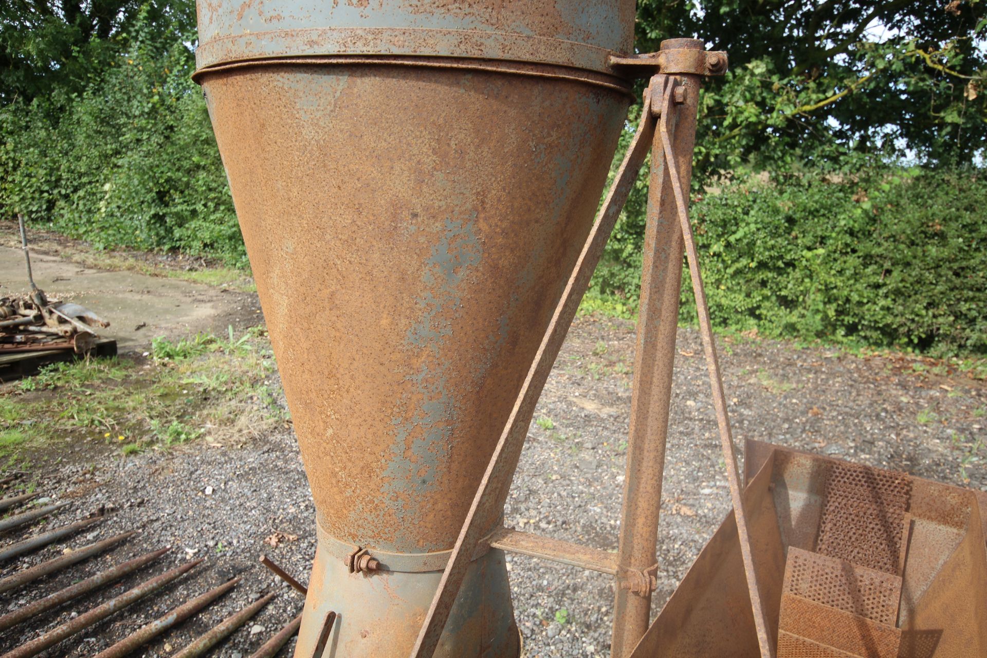 Ferguson Portable Hammer Mill. Model Number H-LE-A20. Serial Number HFM605. With various screens. - Image 13 of 18