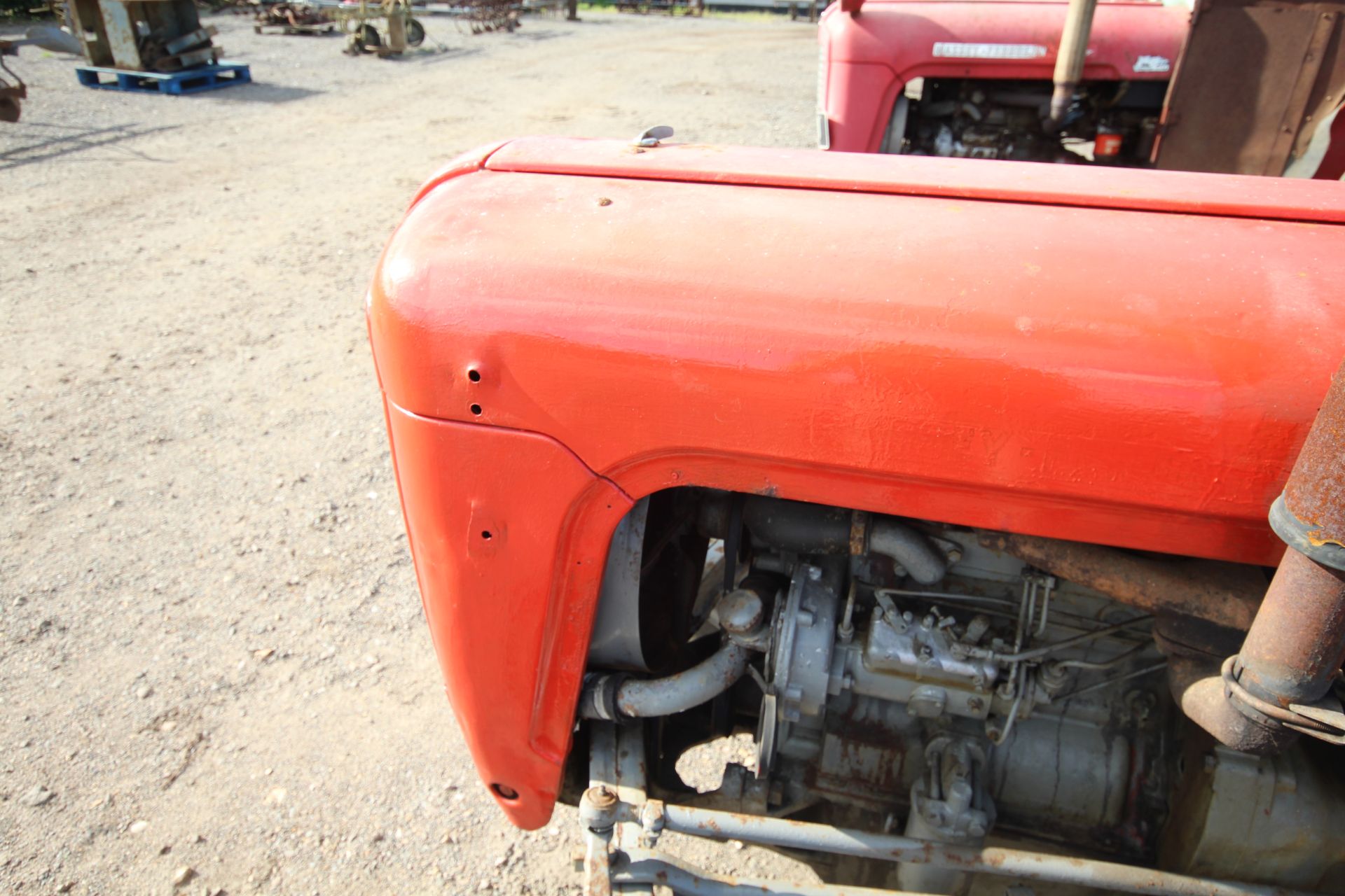 Massey Ferguson MF35 3-cylinder diesel 2WD tractor. Serial number SNM228035. Built Wednesday 22 - Image 34 of 61