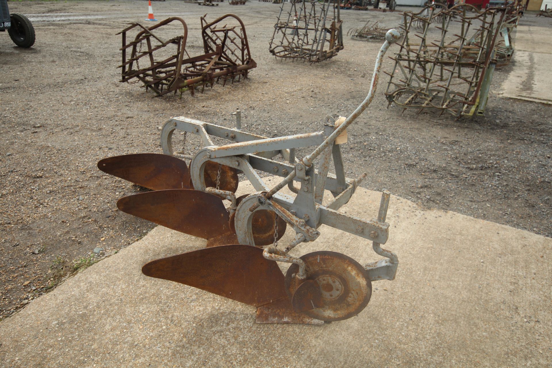 Massey Ferguson 3 furrow semi-digger plough. With discs and skimmers. Model 793. Serial number