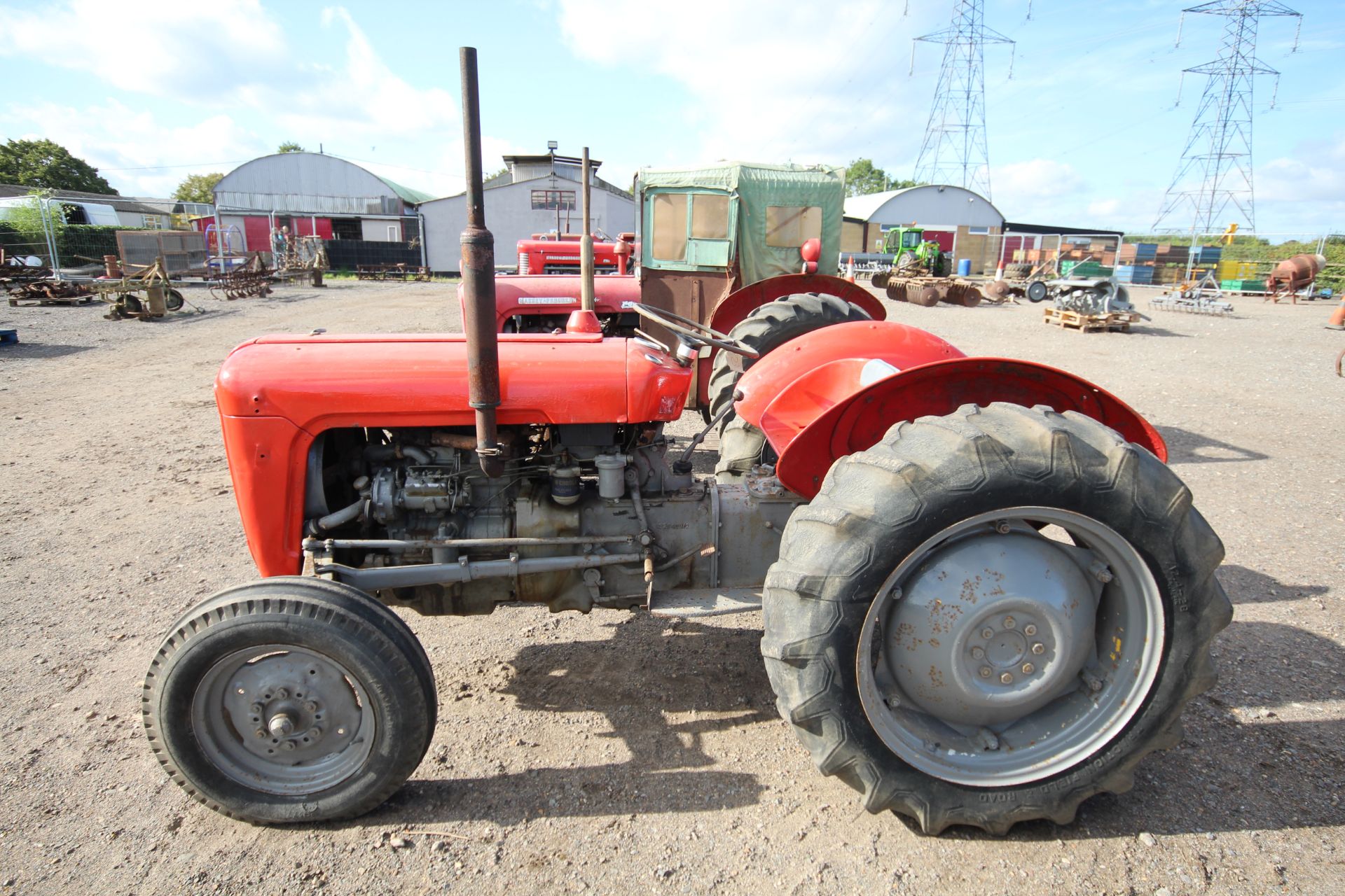Massey Ferguson MF35 3-cylinder diesel 2WD tractor. Serial number SNM228035. Built Wednesday 22 - Image 8 of 61