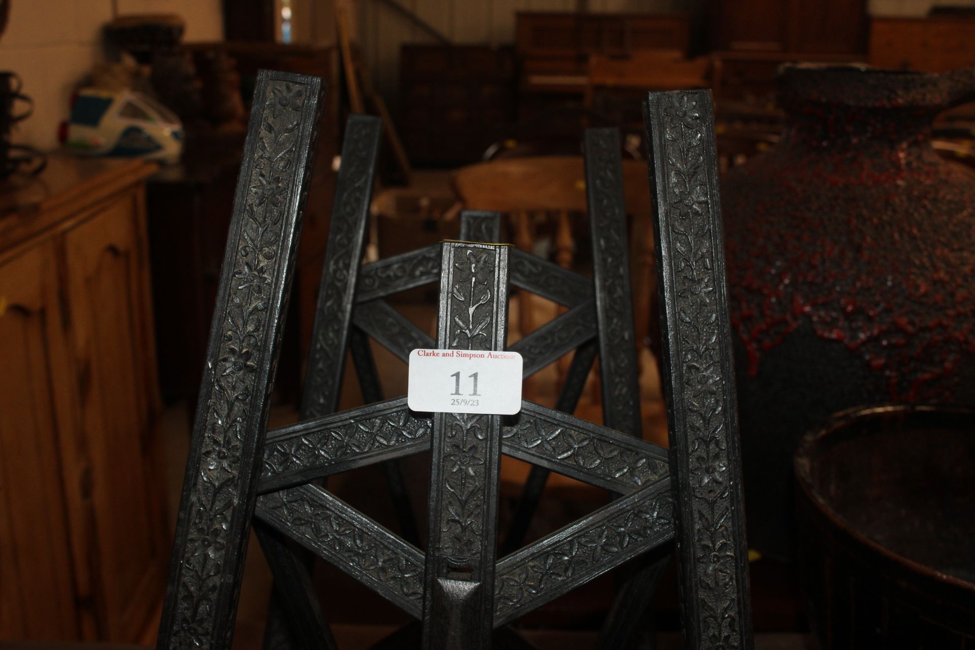 Two carved ebony music stands - Image 4 of 7