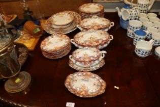 A quantity of Belmont china dinnerware