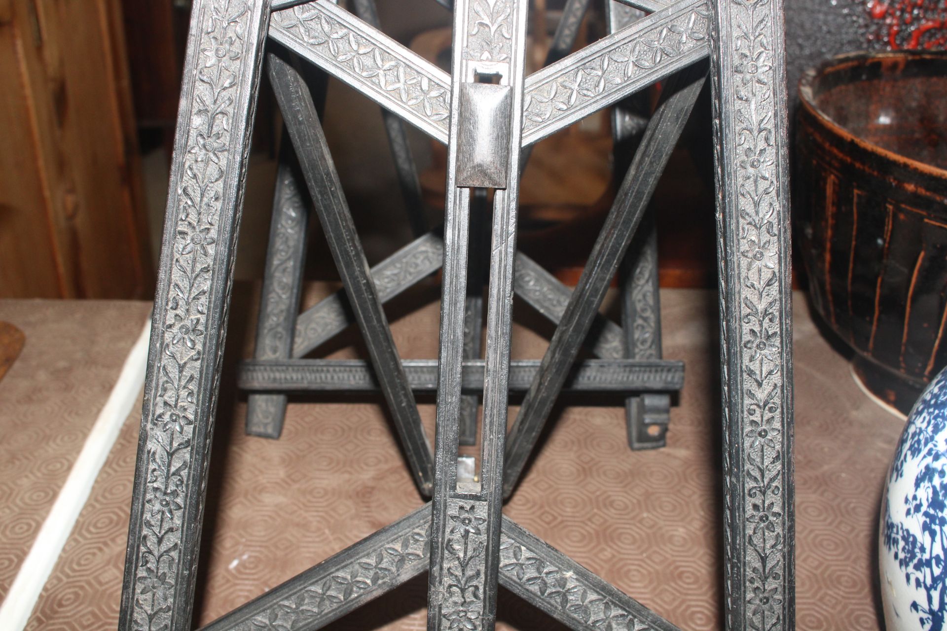 Two carved ebony music stands - Image 3 of 7