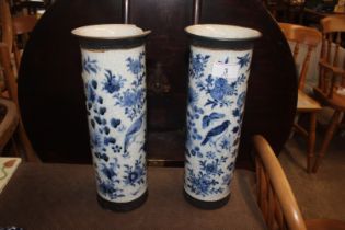 A pair of Chinese blue and white crackle glazed va