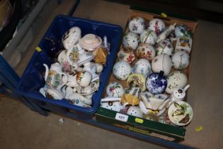 A collection of approx. sixty porcelain pomanders,