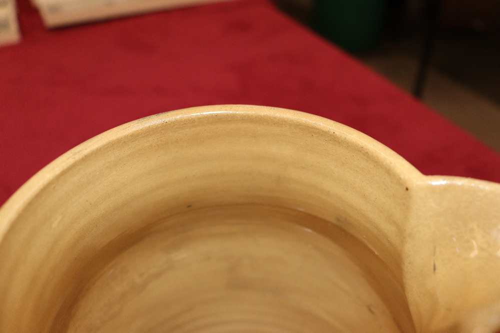 A mocha ware jug, 20cm high - Image 8 of 9