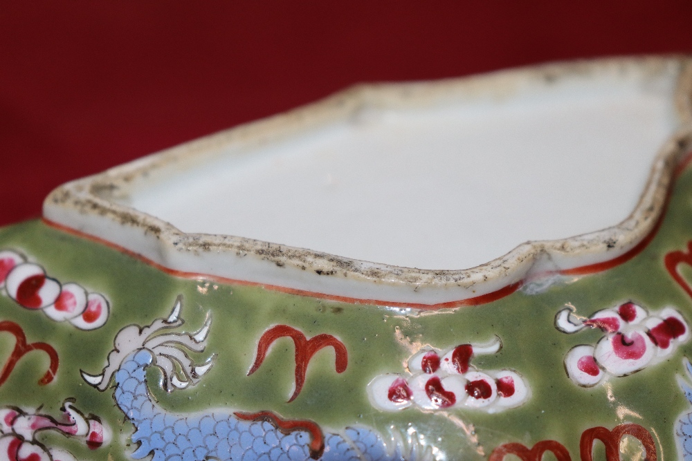 An unusual 19th Century Chinese porcelain bat shaped bowl, painted with five clawed dragons, flaming - Image 11 of 16