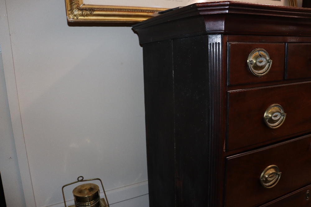 A Georgian mahogany tall boy chest, the upper section fitted three short and three long drawers - Bild 10 aus 21