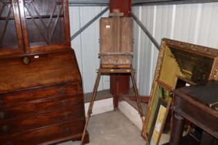 A travelling artists easel