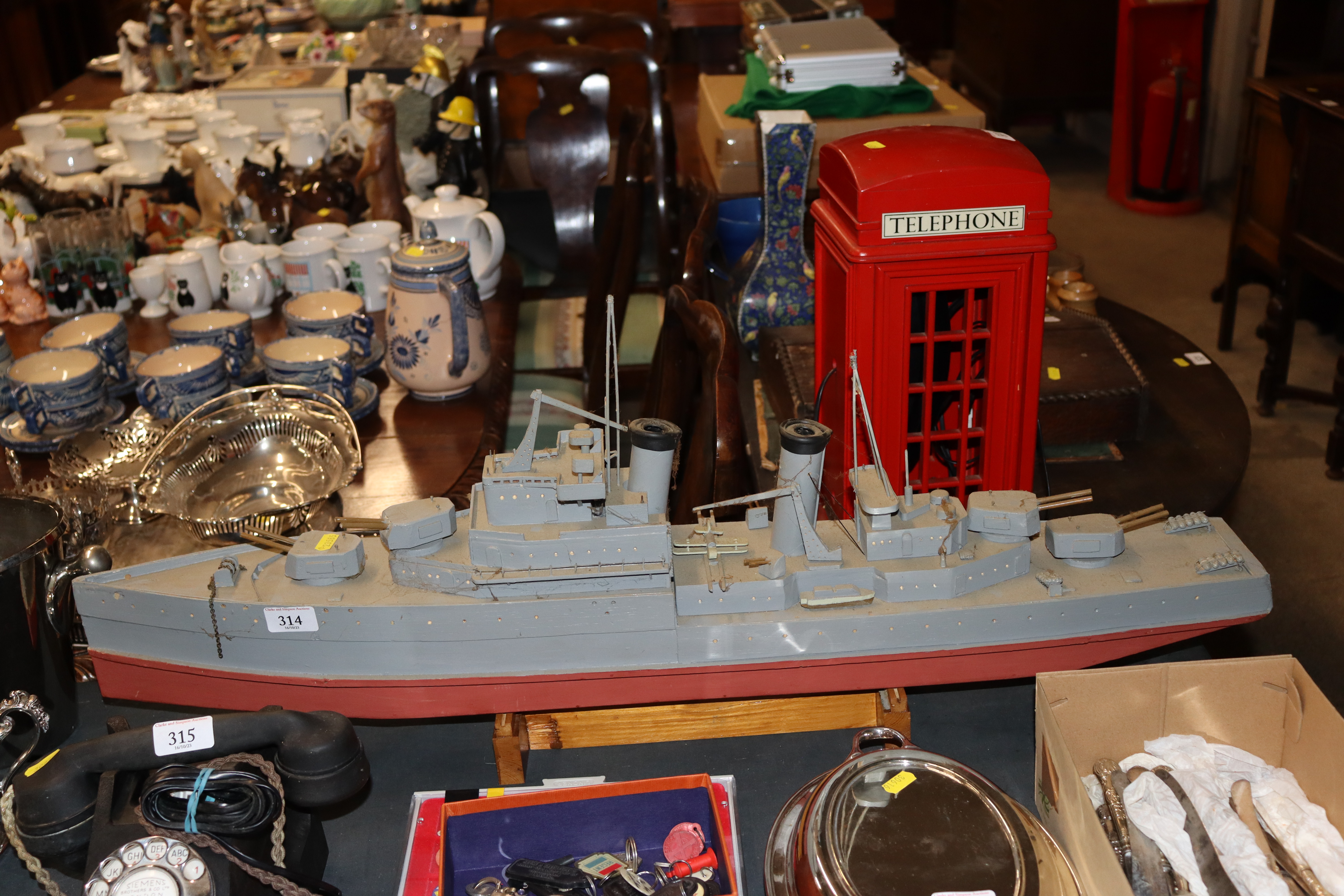 HMS Belfast, large model of the ship (vendor state
