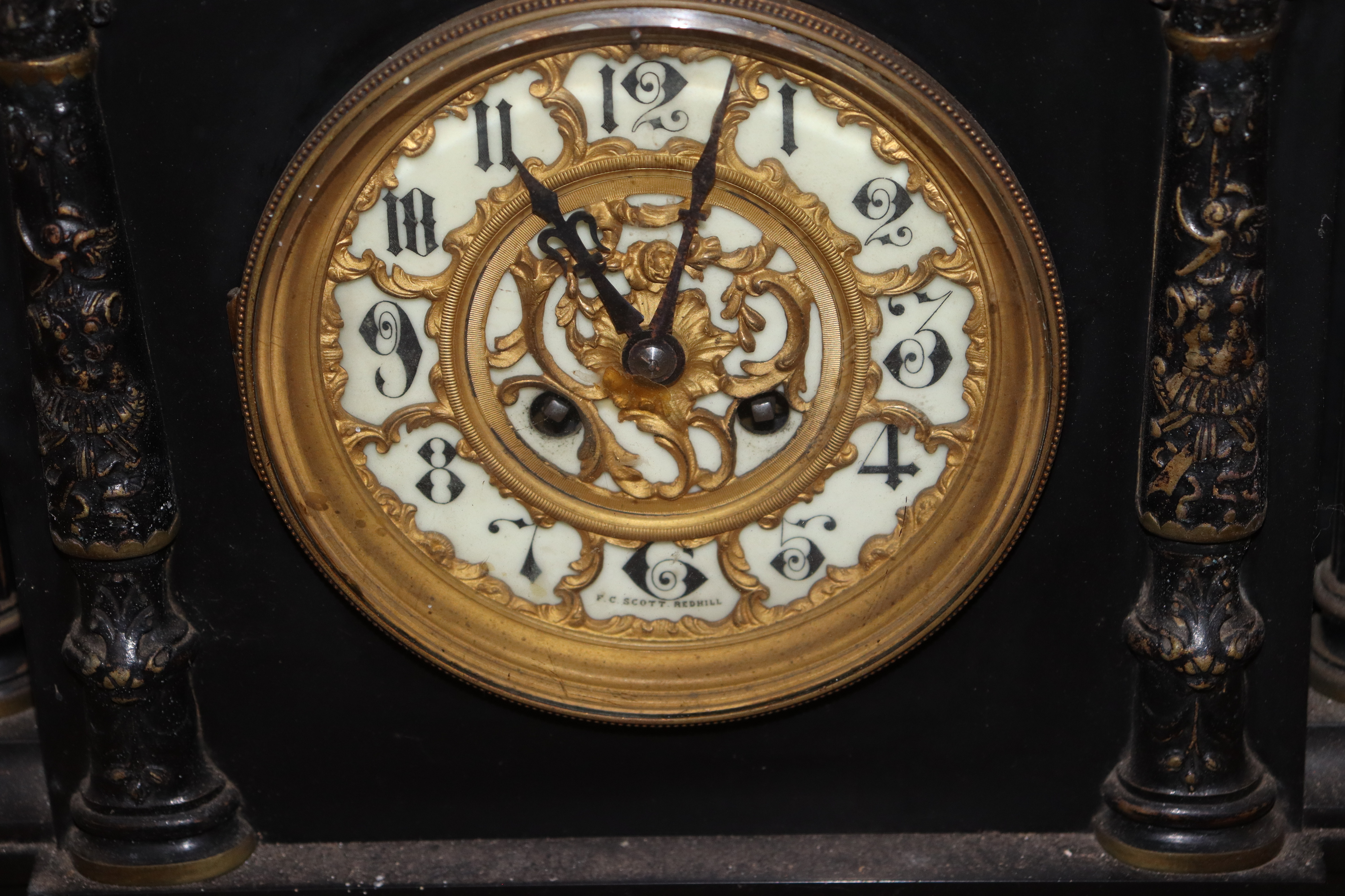 An F.C. Scott Redhill Victorian slate mantel clock - Bild 2 aus 3