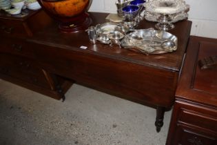 A 19th Century mahogany Pembroke table