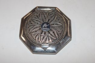 An Iraq niello and silver compact case