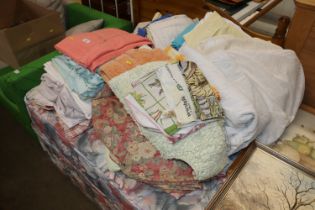 A quantity of various bed linen