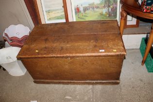 A pine blanket box