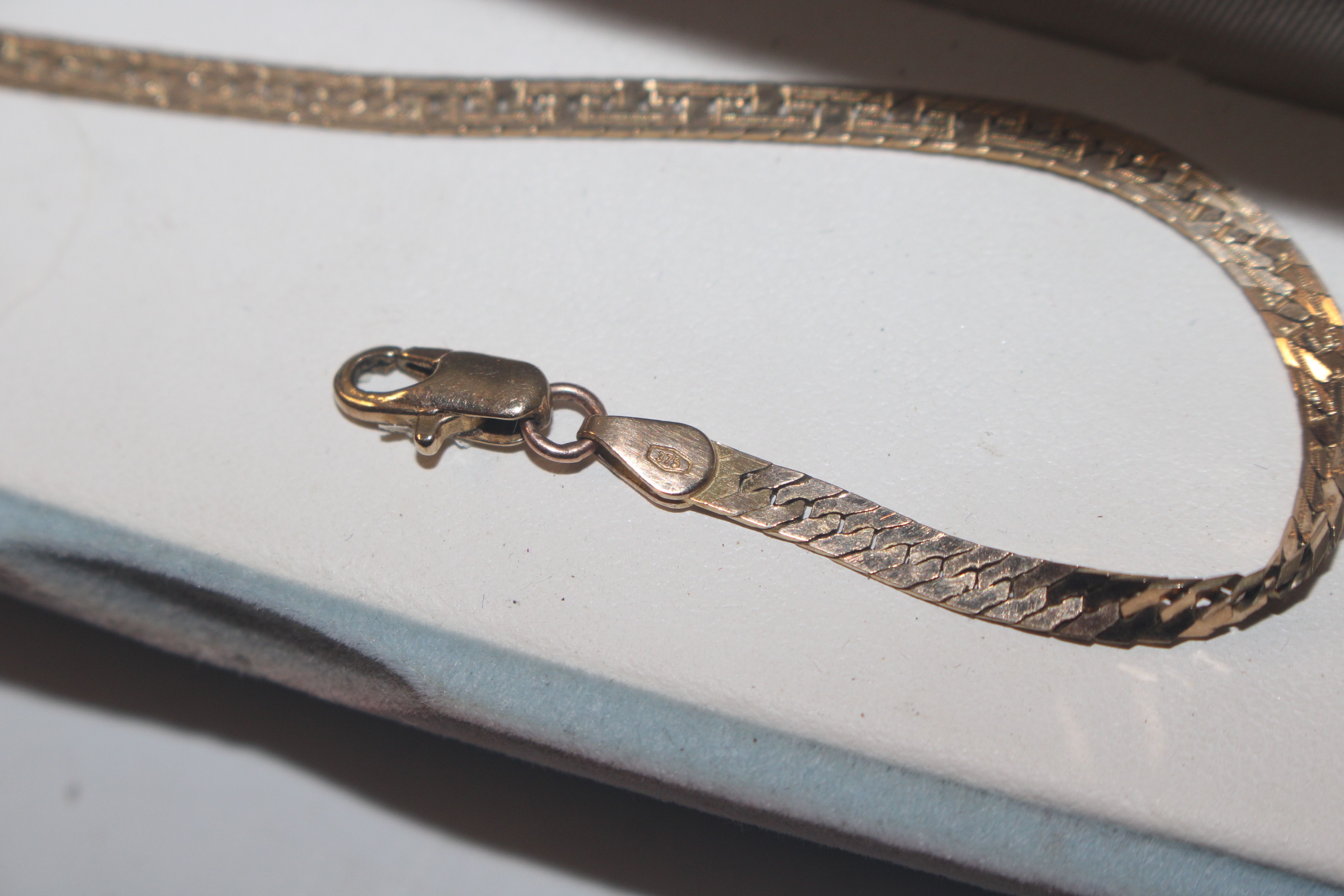 A 9ct gold bracelet; another 9ct gold bracelet, ap - Image 12 of 14