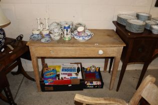 An antique pine table fitted single drawer raised